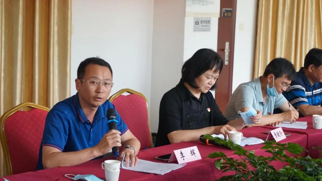 武夷山市2020年“全国科技工作者日”座谈会在元生泰举行(图14)
