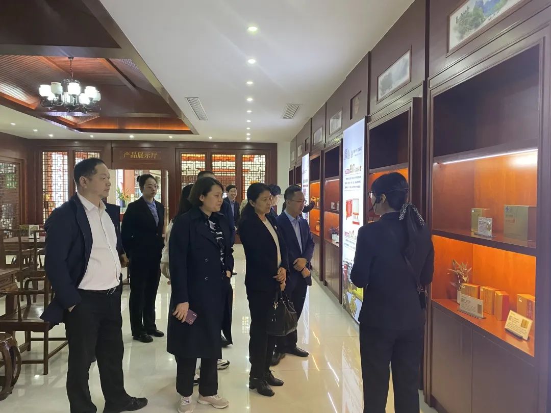 张家界政协副主席陈艳静等领导一行,莅临元生泰调研考察(图5) 图片