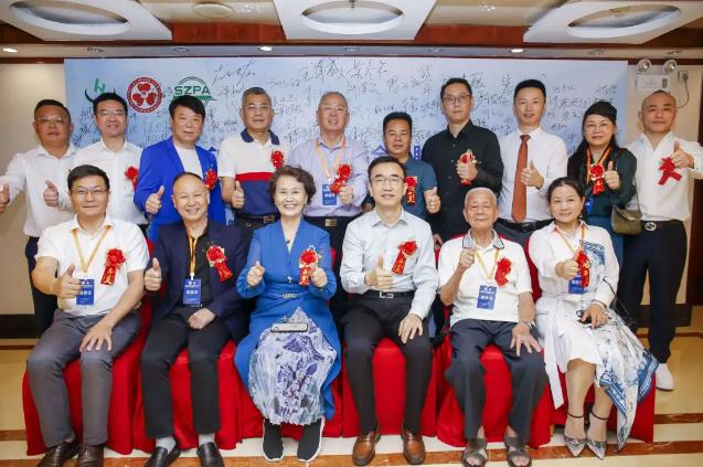 元生泰助力汇宜康共谱防癌新篇章:第30届全国肿瘤防治宣传周深圳站圆满启动(图8) 元生泰助力汇宜康共谱防癌新篇章:第30届全国肿瘤防治宣传周深圳站圆满启动(图8)