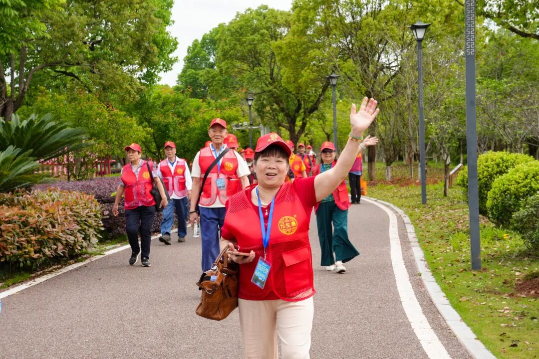 武夷健康行 灵芝护康宁——2026年全国肿瘤防治宣传周公益行在武夷山圆满举行(配图 6)