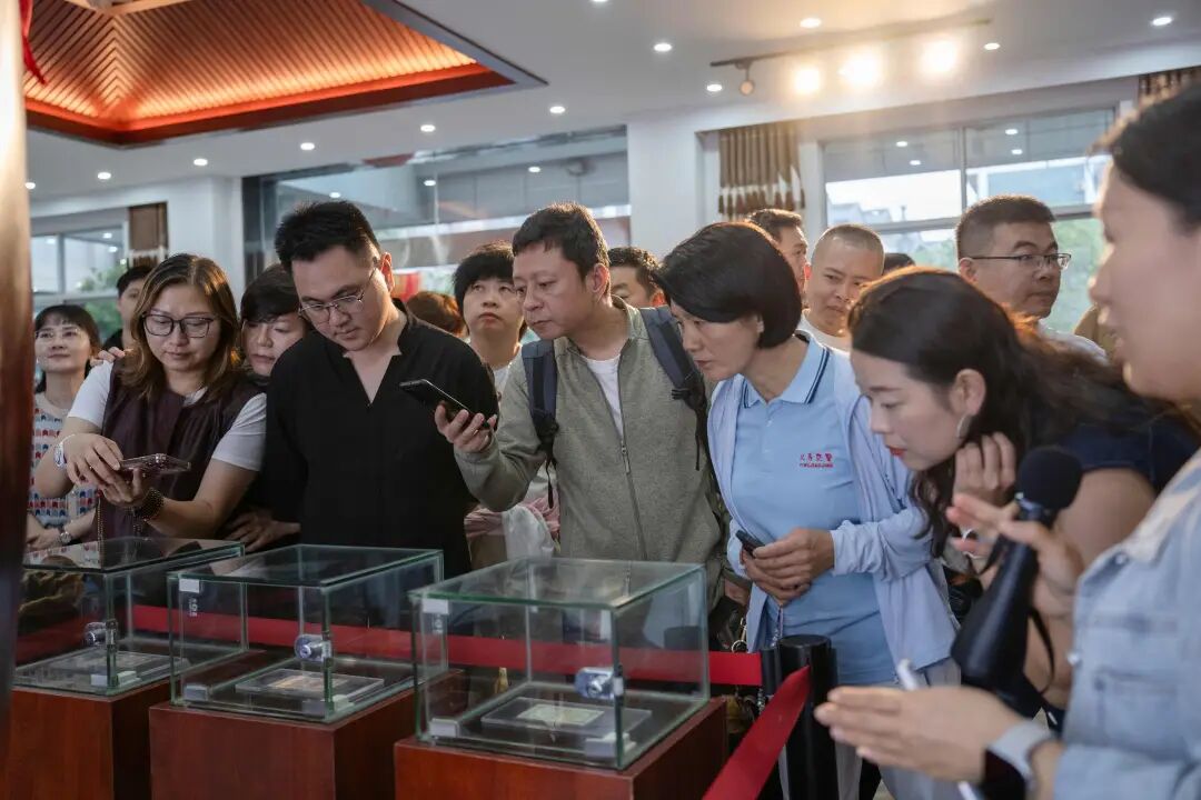 共探礼品渠道高质量发展新路径——福建省商务礼品协会一行莅临元生泰健康产业园考察交流(配图 3)